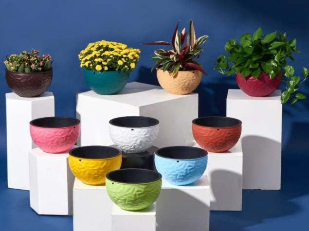 Self-Watering Resin Hanging Planter Flower Basket